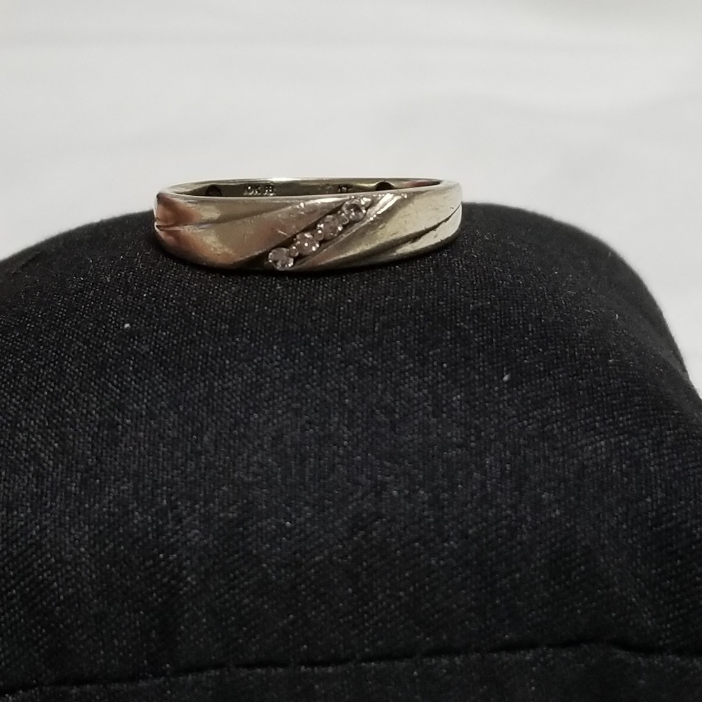 10k mens wedding band